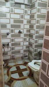 Bathroom Image of 650 Sq.ft 1 RK Builder Floor for rent in Bardhaman University Bardhaman for Rs. 5000
