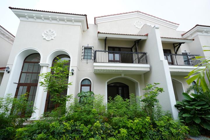 Prestige Aspen Greens Main Image 1