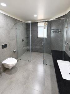 Bathroom Image of 4780 Sq.ft 4 BHK Apartment / Flat for rent in Neptune Greenwoods Infinity, Khanpur Vadodara for Rs. 275000