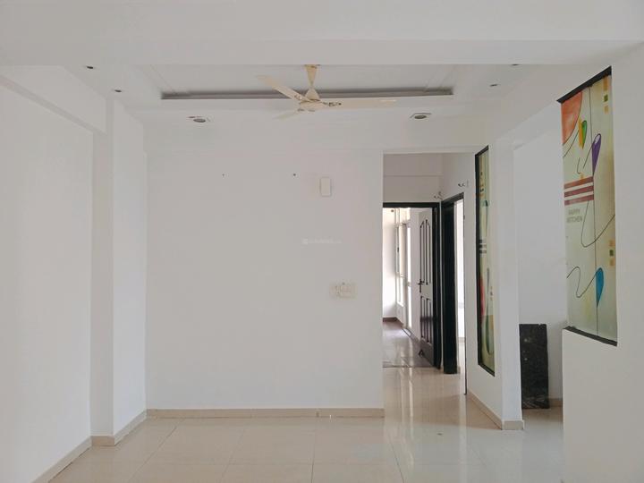 Prateek Laurel Main Image 1