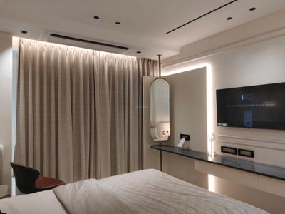 Bedroom Image of 1000 Sq.ft 2 BHK Apartment / Flat for sale in Shree Mahavir Silverlight CHSL, Vile Parle West Mumbai for Rs. 42500000