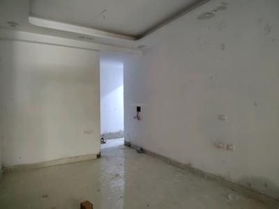Living Room Image of 800 Sq.ft 2 BHK Builder Floor for sale in Freedom Fighters Enclave New Delhi for Rs. 6000000
