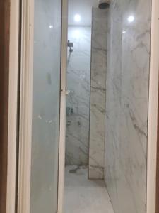 Common Bathroom Image of 1350 Sq.ft 3 BHK Builder Floor for sale in Sector 49 Faridabad for Rs. 13500000