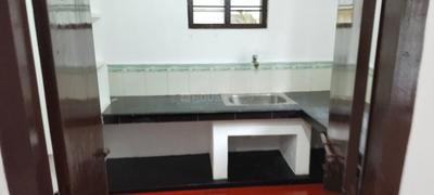 Bathroom Image of 900 Sq.ft 2 BHK Villa for rent in Thrippunithura Kochi for Rs. 12000