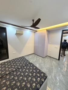 Bedroom Image of 2500 Sq.ft 4 BHK Builder Floor for rent in Vivek Vihar New Delhi for Rs. 150000