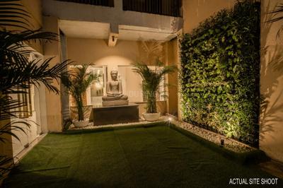 Balcony Image of 882 Sq.ft 3 BHK Apartment / Flat for sale in RG Luxury Homes Tower A F And M, Noida Extension Greater Noida for Rs. 9700000