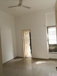 Bedroom Image of 2185 Sq.ft 3 BHK Independent House for rent in Paramount Golfforeste Villas, Surajpur Greater Noida for Rs. 35000
