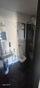 Bathroom Image of 1200 Sq.ft 3 BHK Apartment / Flat for rent in Mantra Montana, Dhanori Pune for Rs. 30000
