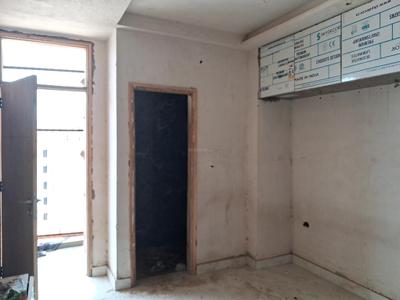 Bedroom Image of 1000 Sq.ft 2 BHK Apartment / Flat for sale in Avenue 1, Sector 73 Noida for Rs. 3500000