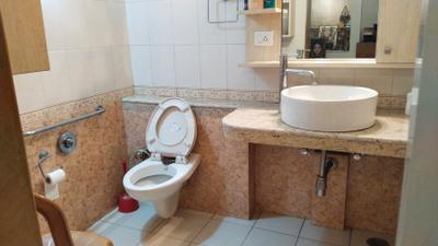 Image of 1230 Sq.ft 2 BHK Apartment / Flat for sale in Kalyani Nagar, Pune for Rs. 18000000