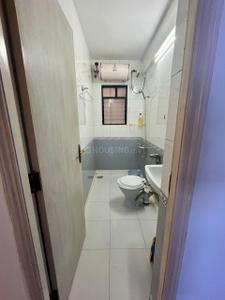 Bathroom Image of 1750 Sq.ft 3 BHK Apartment / Flat for sale in Sharada Oxford Premium, Kondhwa Pune for Rs. 15000000