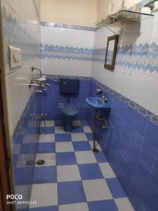 Bathroom Image of 1400 Sq.ft 2.5 BHK Independent House for rent in Nirman Nagar Jaipur for Rs. 17500