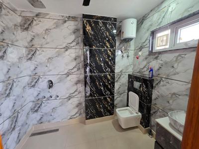 Image of 450 Sq.ft 1 BHK Builder Floor for rent in Rajouri Garden, New Delhi for Rs. 20000
