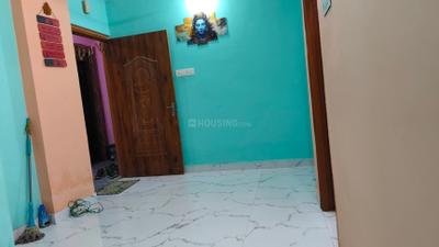 Living Room Image of 500 Sq.ft 1 BHK Apartment / Flat for rent in Keshtopur Kolkata for Rs. 15000