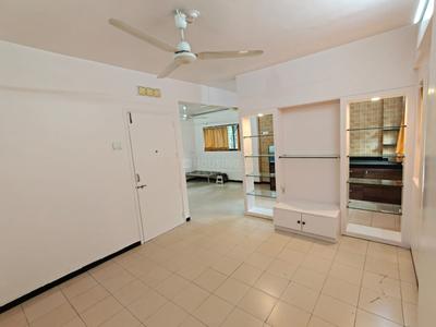 Bedroom Image of 850 Sq.ft 1.5 BHK Apartment / Flat for rent in Dhankawadi Pune for Rs. 20000