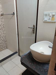 Bathroom Image of 1300 Sq.ft 2 BHK Builder Floor for rent in Sector 46 Noida for Rs. 30000