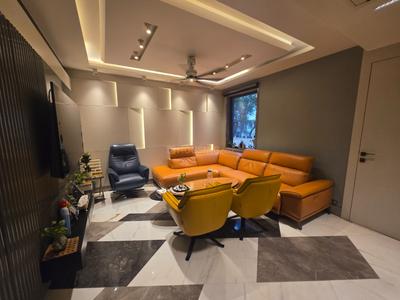 5 BHK Flat