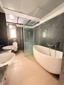 Bedroom Image of 3057 Sq.ft 3 BHK Apartment / Flat for sale in Kundan Emirus, Baner Pune for Rs. 60000000