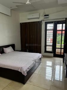 Bedroom Image of 1500 Sq.ft 2 BHK Independent House for rent in Rajpur Road Dehradun for Rs. 33000