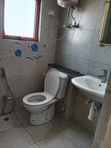 Bathroom Image of 1350 Sq.ft 3 BHK Apartment / Flat for sale in Ashiana Aangan, Milakpur Goojar Bhiwadi for Rs. 8500000