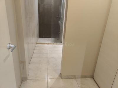 Bathroom Image of 4600 Sq.ft 4 BHK Apartment / Flat for sale in Panchshil One North, Magarpatta City Pune for Rs. 50000000