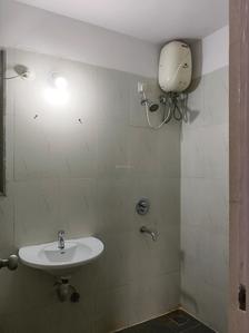 Common Bathroom Image of 774 Sq.ft 1.5 BHK Apartment / Flat for sale in Lodha Casa Rio, Palava Phase 1 Thane for Rs. 4000000