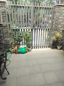 Balcony Image of 1800 Sq.ft 3 BHK Apartment / Flat for sale in DDA Flats Sarita Vihar, Sarita Vihar New Delhi for Rs. 36000000