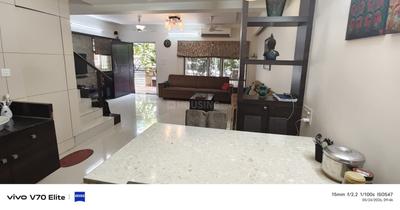 Living Room Image of 2450 Sq.ft 4 BHK Duplex for sale in Old Padra Road Vadodara for Rs. 16500000