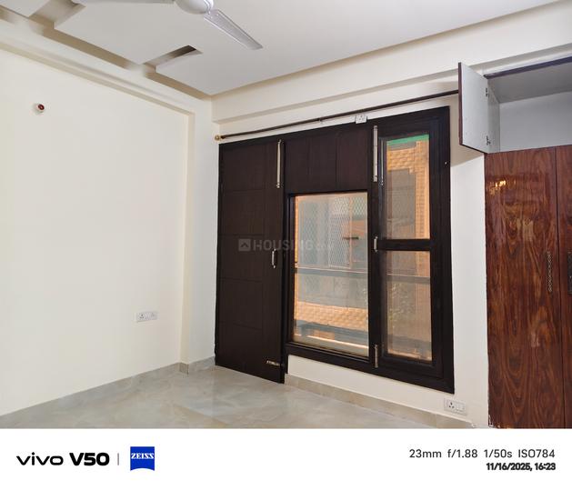 Paryavaran complex near garden of five sense Bedroom 1