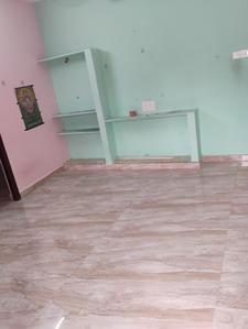 Bedroom Image of 750 Sq.ft 2 BHK Independent House for rent in Thiruverkkadu Chennai for Rs. 12500