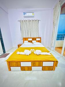 Bedroom Image of 2400 Sq.ft 4.5 BHK Duplex for sale in Karla Lonavala for Rs. 19000000