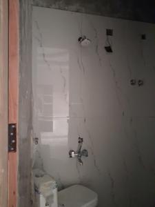 Common Bathroom Image of 550 Sq.ft 1 BHK Apartment / Flat for sale in Kulesara Greater Noida for Rs. 2400000