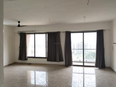 Living Room Image of 1356 Sq.ft 3 BHK Apartment / Flat for sale in Divyajyot Sarang Lakeview, Vaishno Devi Circle Ahmedabad for Rs. 10750000