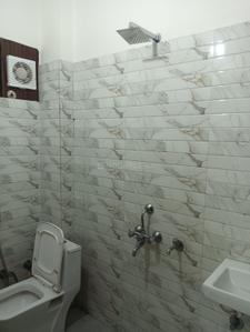 Bathroom Image of 1750 Sq.ft 3 BHK Builder Floor for sale in Preet Vihar New Delhi for Rs. 32500000