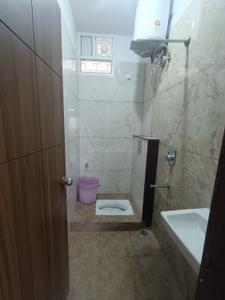 Bathroom Image of 1000 Sq.ft 2 BHK Independent House for rent in Kammanahalli Bengaluru for Rs. 35000
