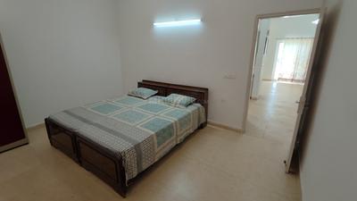 Bedroom Image of 3200 Sq.ft 4.5 BHK Villa for rent in Paramount Golfforeste Villas, Surajpur Greater Noida for Rs. 58000