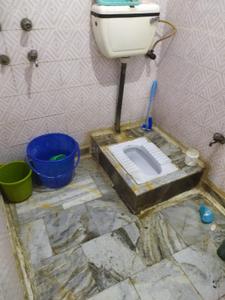 Bathroom Image of 540 Sq.ft 2 BHK Independent House for sale in Pandav Nagar New Delhi for Rs. 3200000