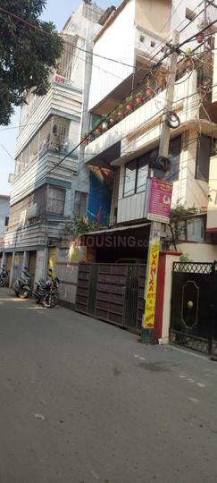 Boring canal road near alankar jewelars Main Image 1