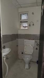 Bathroom Image of 500 Sq.ft 1 BHK Apartment / Flat for sale in Signature Global Grand IVA, Sector 103 Gurgaon for Rs. 4200000