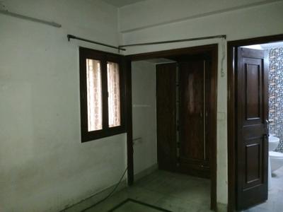 Bedroom Image of 950 Sq.ft 2 BHK Apartment / Flat for sale in Vikaspuri New Delhi for Rs. 15000000