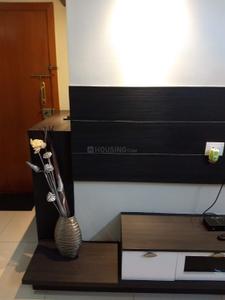 Living Room Image of 1000 Sq.ft 2 BHK Apartment / Flat for rent in Mantri Webcity, Narayanapura Bengaluru for Rs. 30000