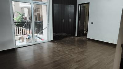 Bedroom Image of 1800 Sq.ft 3.5 BHK Apartment / Flat for rent in Saviour Greenisle, Crossings Republik Ghaziabad for Rs. 26000