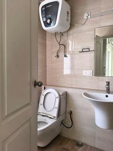 Bedroom Two Image of 1950 Sq.ft 3 BHK Apartment / Flat for rent in Shree Vardhman Victoria, Sector 70 Gurgaon for Rs. 42500
