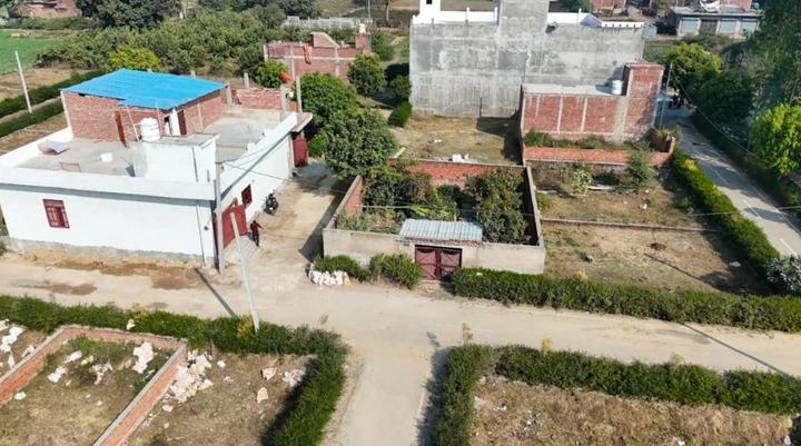 B L Green City Main Image 1