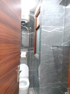 Common Bathroom Image of 700 Sq.ft 2 BHK Builder Floor for sale in Sector 8 Dwarka New Delhi for Rs. 9500000