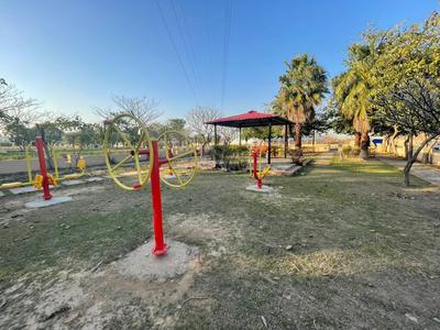 Image of 4050 Sq.ft Residential Plot / Land for sale in Parsvnath Greens, Focal Point, Dera Bassi for Rs. 22500000