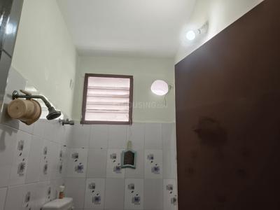 Bathroom Image of 1065 Sq.ft 2 BHK Apartment / Flat for rent in Mugalivakkam Chennai for Rs. 25000