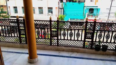 Balcony Image of 700 Sq.ft 2 BHK Builder Floor for rent in LDA Colony Lucknow for Rs. 7000