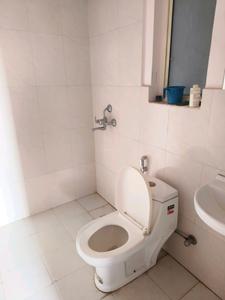Bedroom Two Image of 680 Sq.ft 2 BHK Apartment / Flat for rent in Pyramid Elite, Sector 86 Gurgaon for Rs. 27000