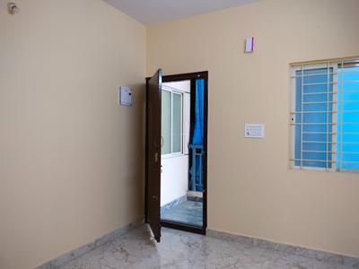 Living Room Image of 800 Sq.ft 2 BHK Apartment / Flat for rent in Rayasandra Bengaluru for Rs. 16500